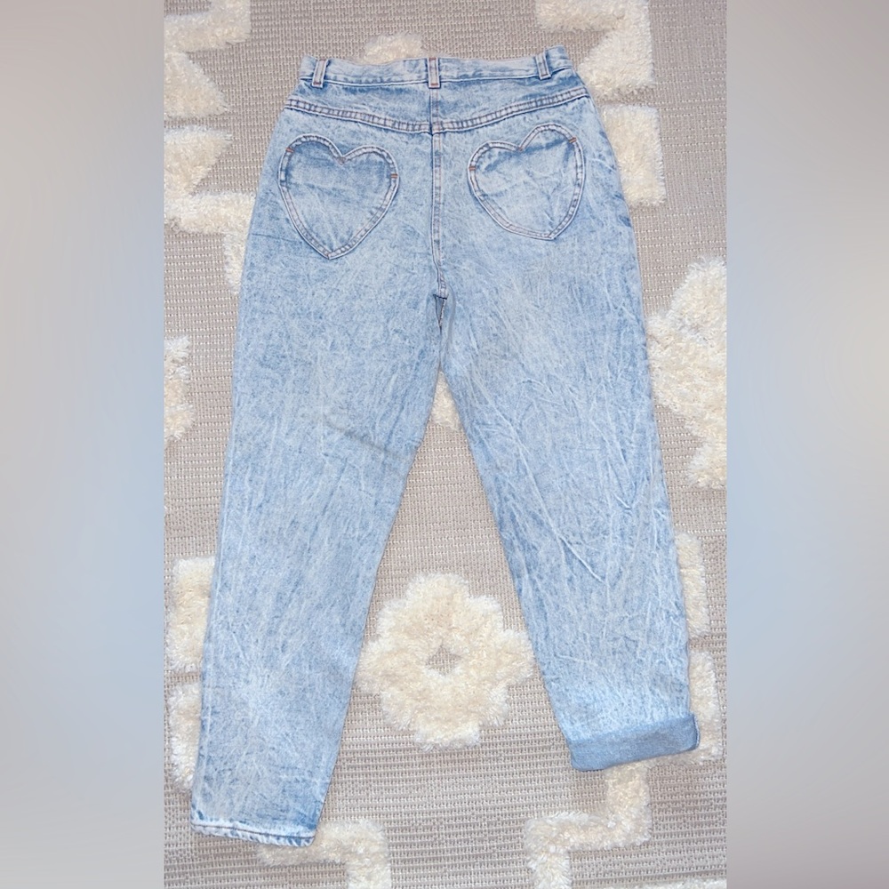 Acid washed, Vintage, heart pocket, high waisted, junior size 13
